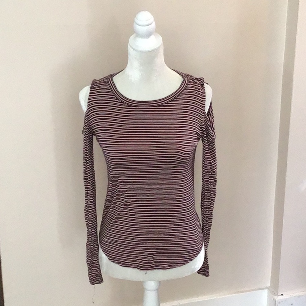 Cold shoulder T-shirt